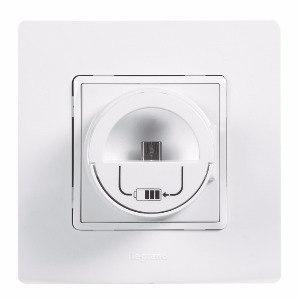 Micro USB csatlakozó